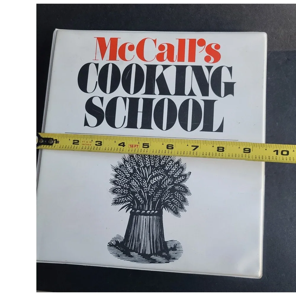 McCalls Cooking School 3-Ring Binder Cookbook‎ #1 Step-by-Step Recipes VIDEO